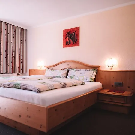 Sennhof Lechtal * Bach (Tyrol)