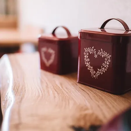 Sennhof Lechtal Bach (Tyrol)