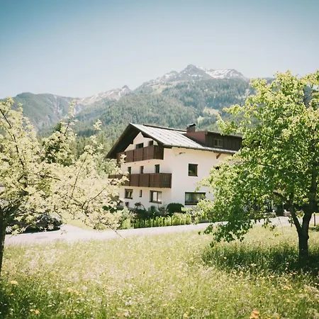 Sennhof Lechtal * Bach (Tyrol)