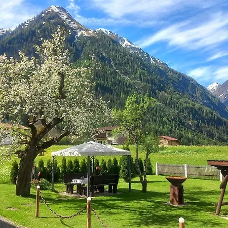 Sennhof Lechtal Bach (Tyrol)