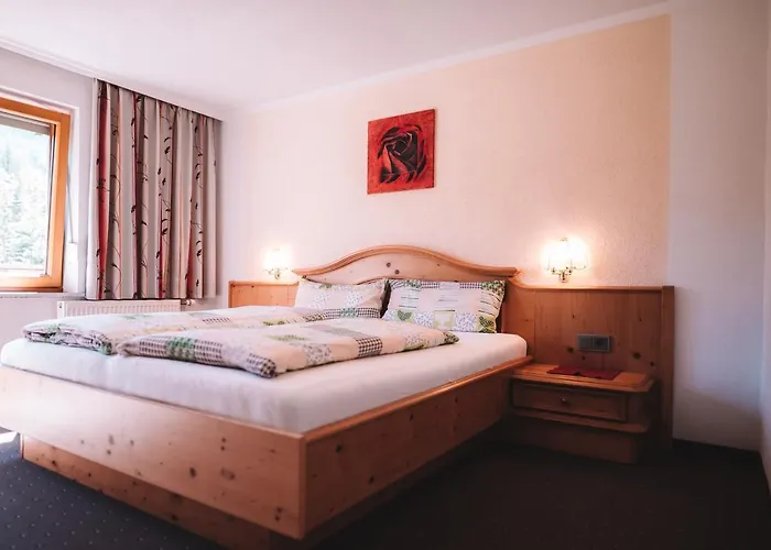 Sennhof Lechtal * Bach (Tyrol)