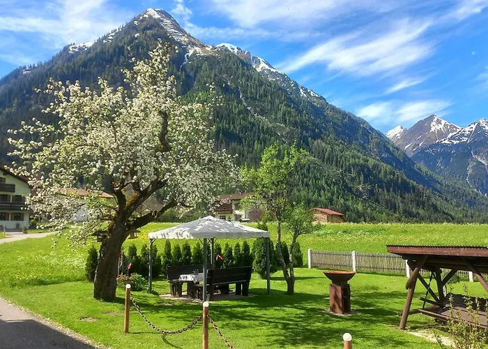 Sennhof Lechtal Bach (Tyrol)