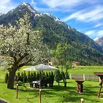 Sennhof Lechtal Bach (Tyrol)