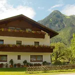 Sennhof Lechtal Bach (Tyrol)